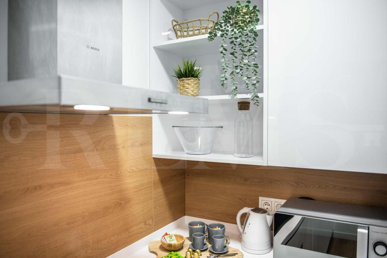 Lovely Boho Apartment With Parking - Historic Center By Rems Malaga Exterior photo